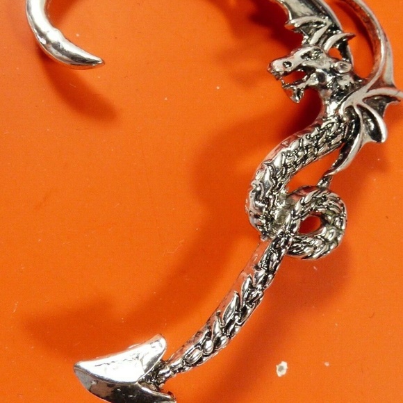 Whimsical Dragon Silver color metal Ear Cuff Earring - Picture 8 of 8